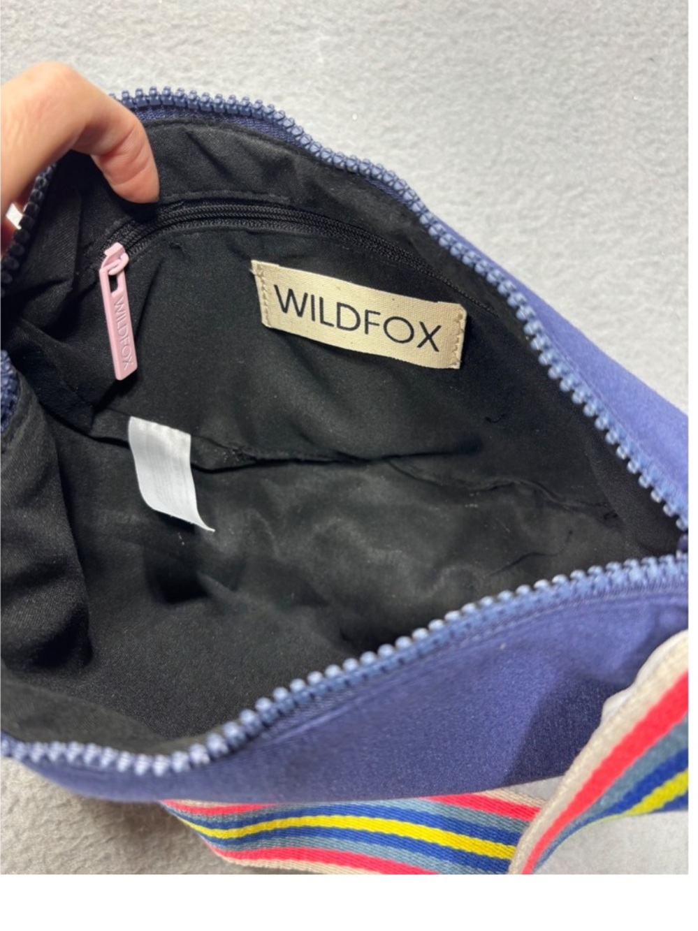 Wildfox Navy Crescent Crossbody NWT - Picture 4 of 10